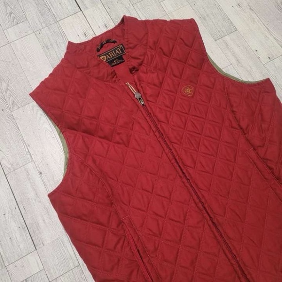 Women’s Ariat Western Red Quilted Zip Up Cowgirl Puffer Vest Size Small - Picture 2 of 4